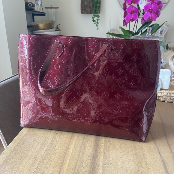 LOUIS VUITTON Wilshire GM Monogram Vernis Tote Bag Burgundy - Picture 12 of 12